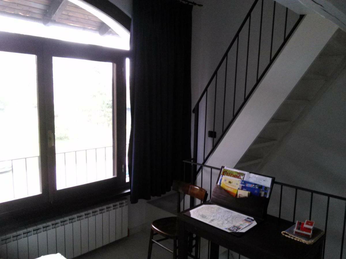 La Meridiana, Monolocale In Cascina Ristrutturata Boves Kültér fotó